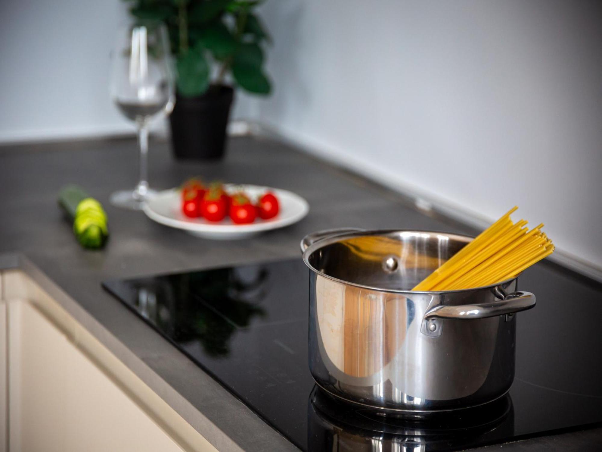 The Best Rent - Bright One-Bedroom Apartment In Corso Vittorio Emanuele II Milan Bagian luar foto