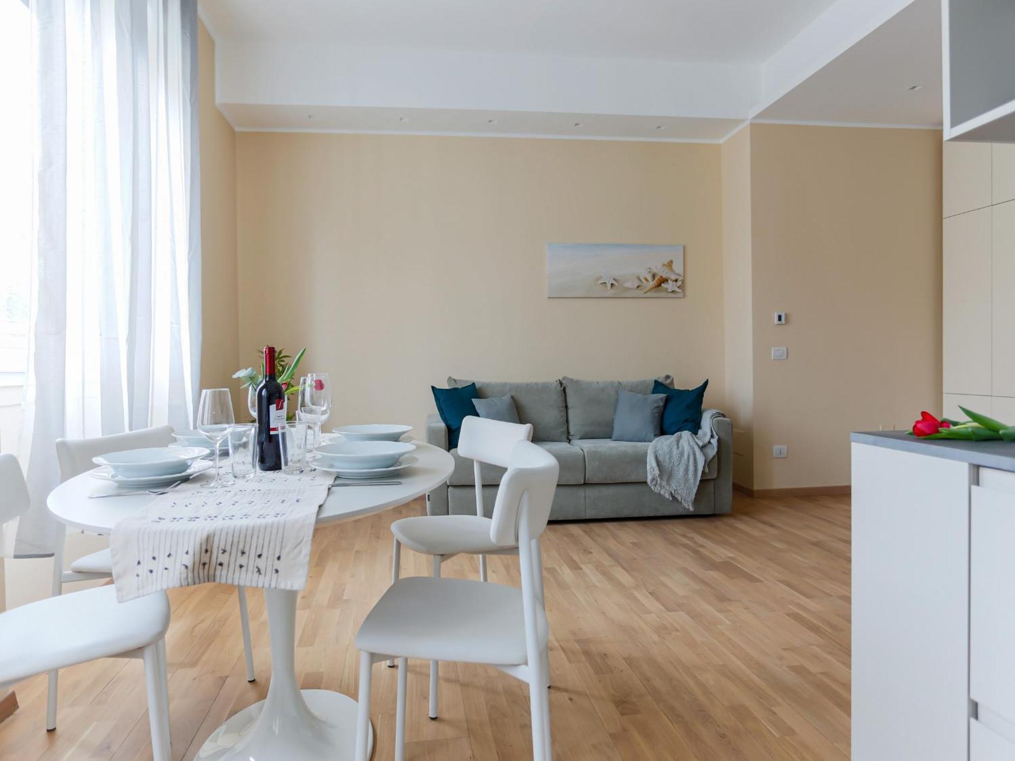 The Best Rent - Bright One-Bedroom Apartment In Corso Vittorio Emanuele II Milan Bagian luar foto