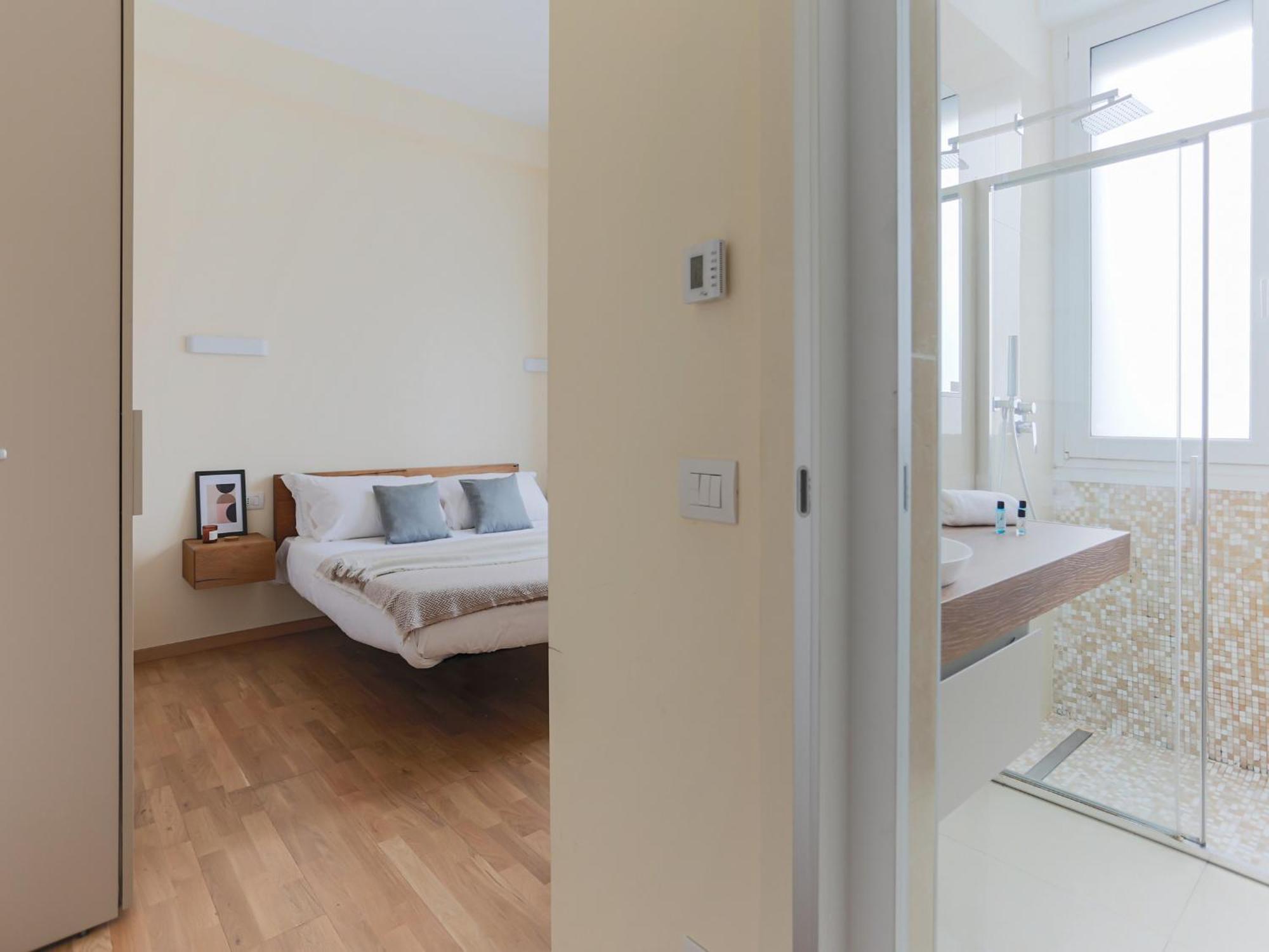 The Best Rent - Bright One-Bedroom Apartment In Corso Vittorio Emanuele II Milan Bagian luar foto